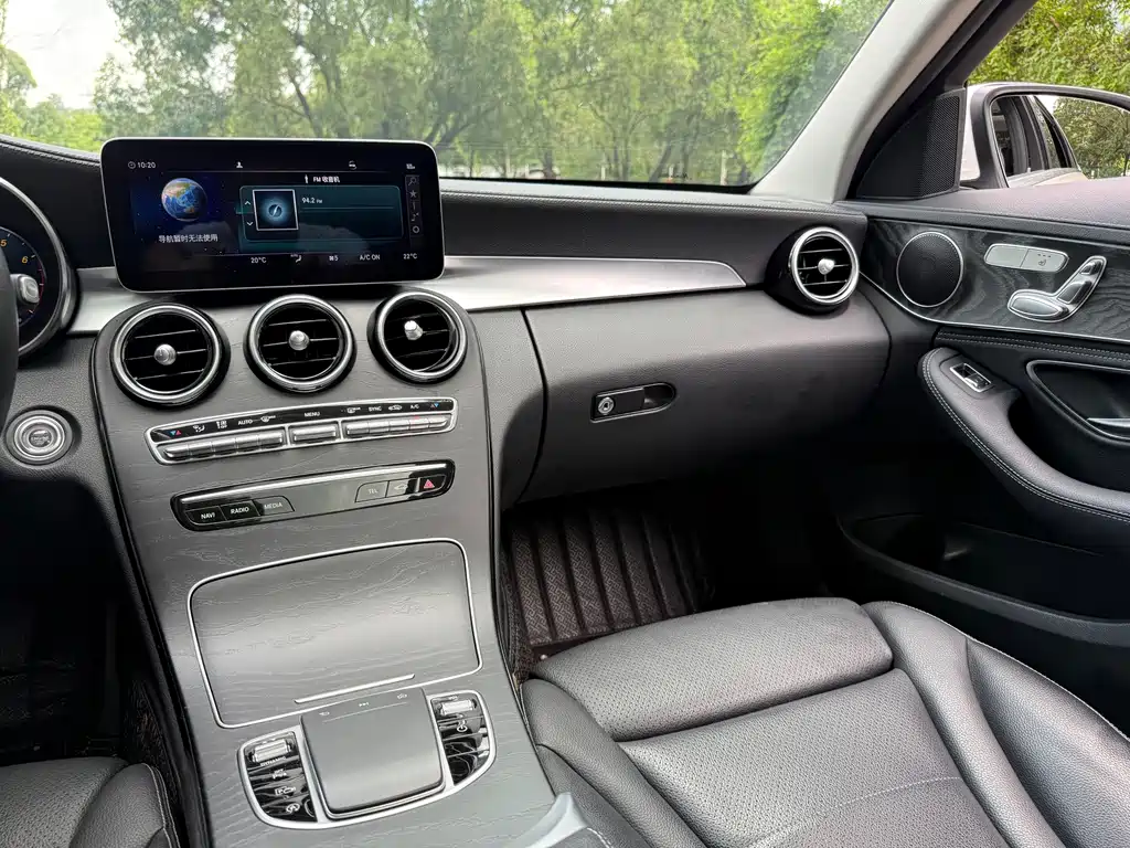Mercedes-Benz C-Class 2019 — фото 10