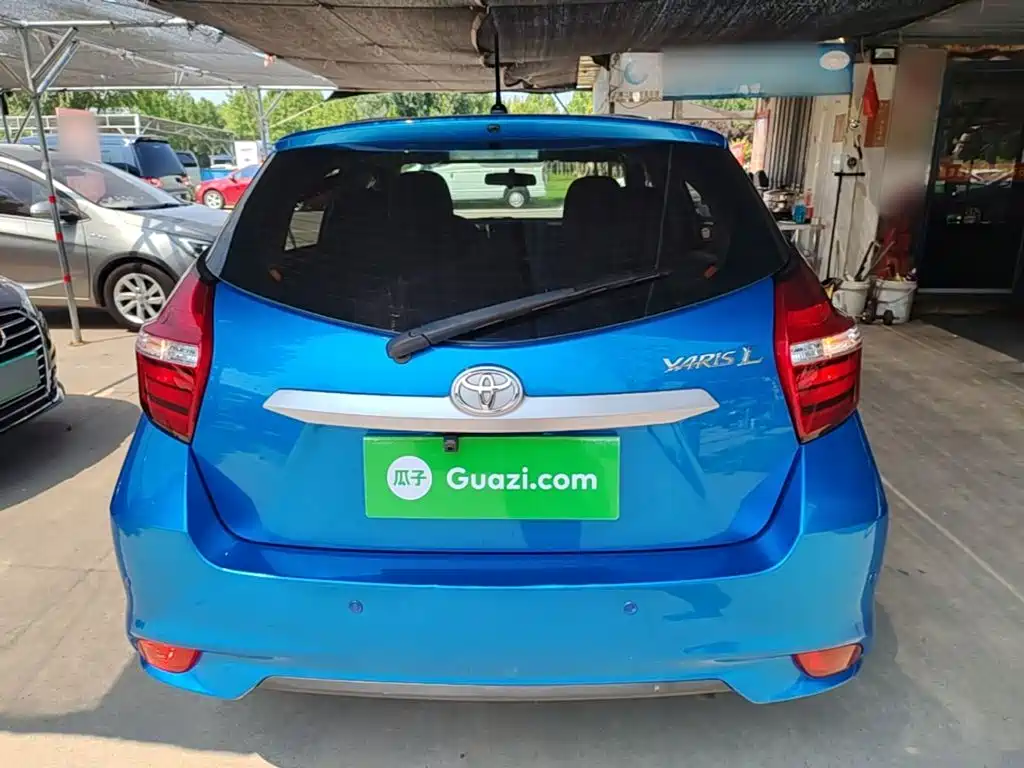 Toyota Yaris L 2018 — фото 6