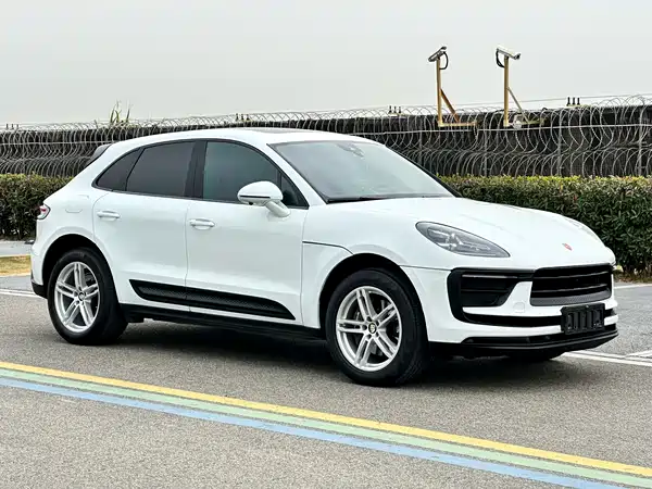 Porsche Macan 2024