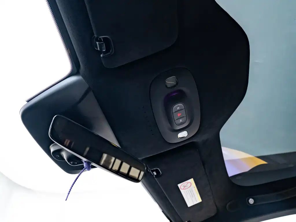 Xiaomi SU7 Ultra 2025 — фото 12