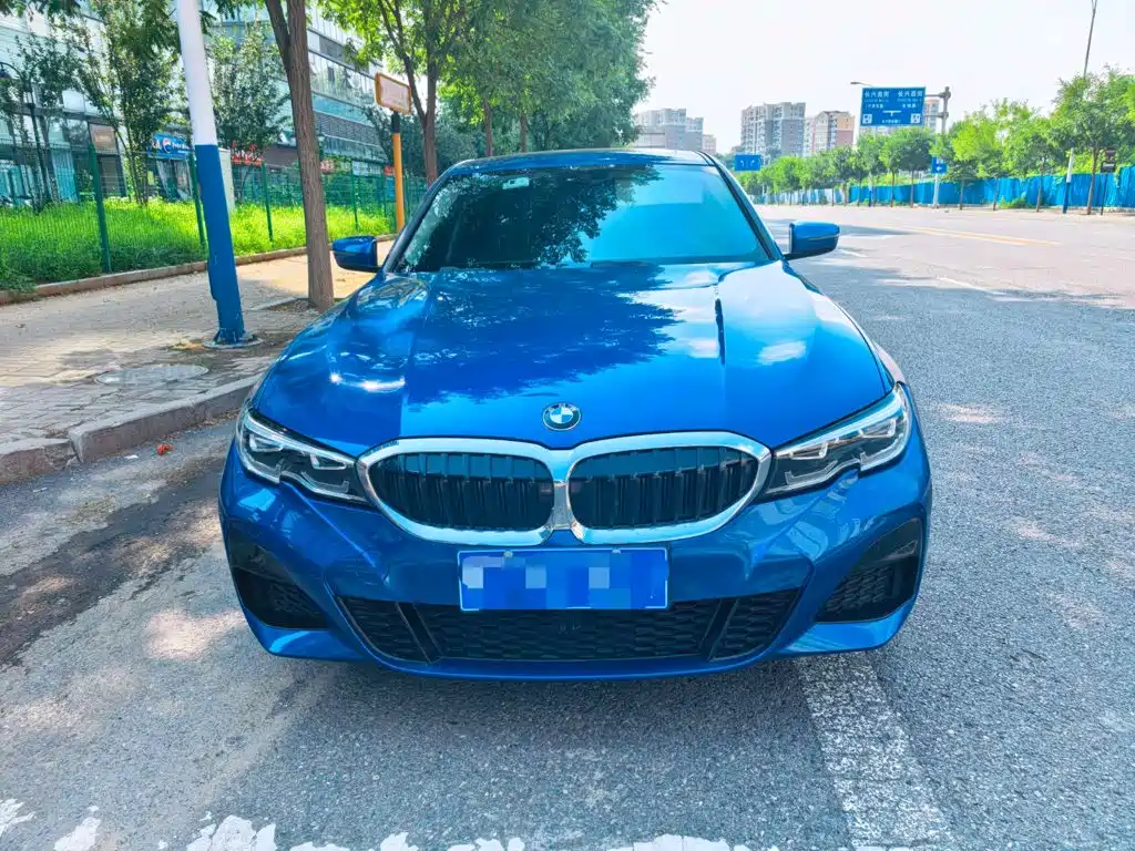BMW 3 Series 2021