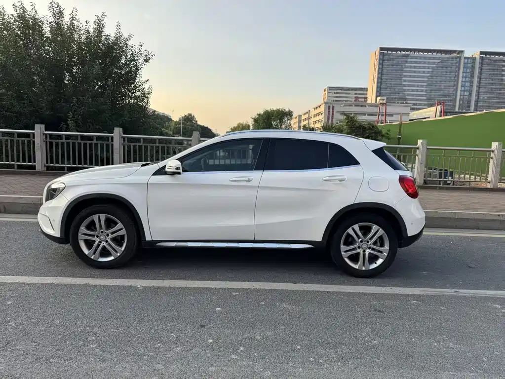 Mercedes-Benz GLA 2016 — фото 5