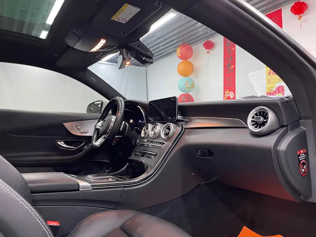 Mercedes-Benz C-Class 2019 — фото 22