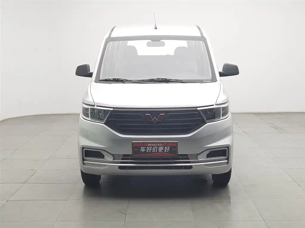 Wuling Hongguang V 2022 — фото 3