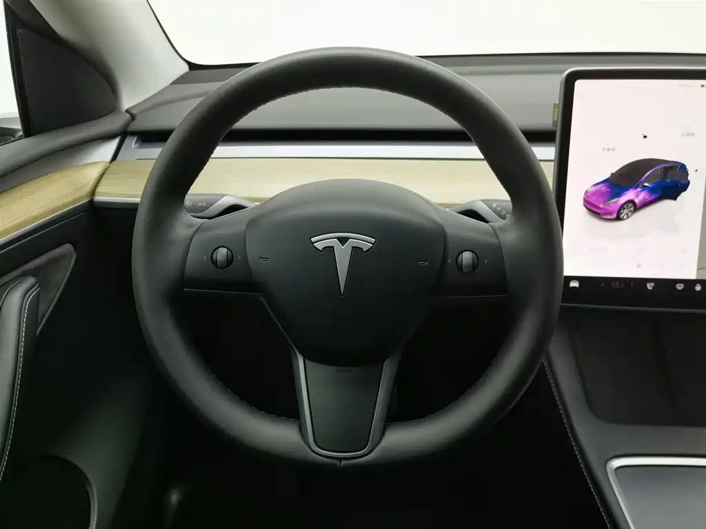Tesla Model Y 2023 — фото 11