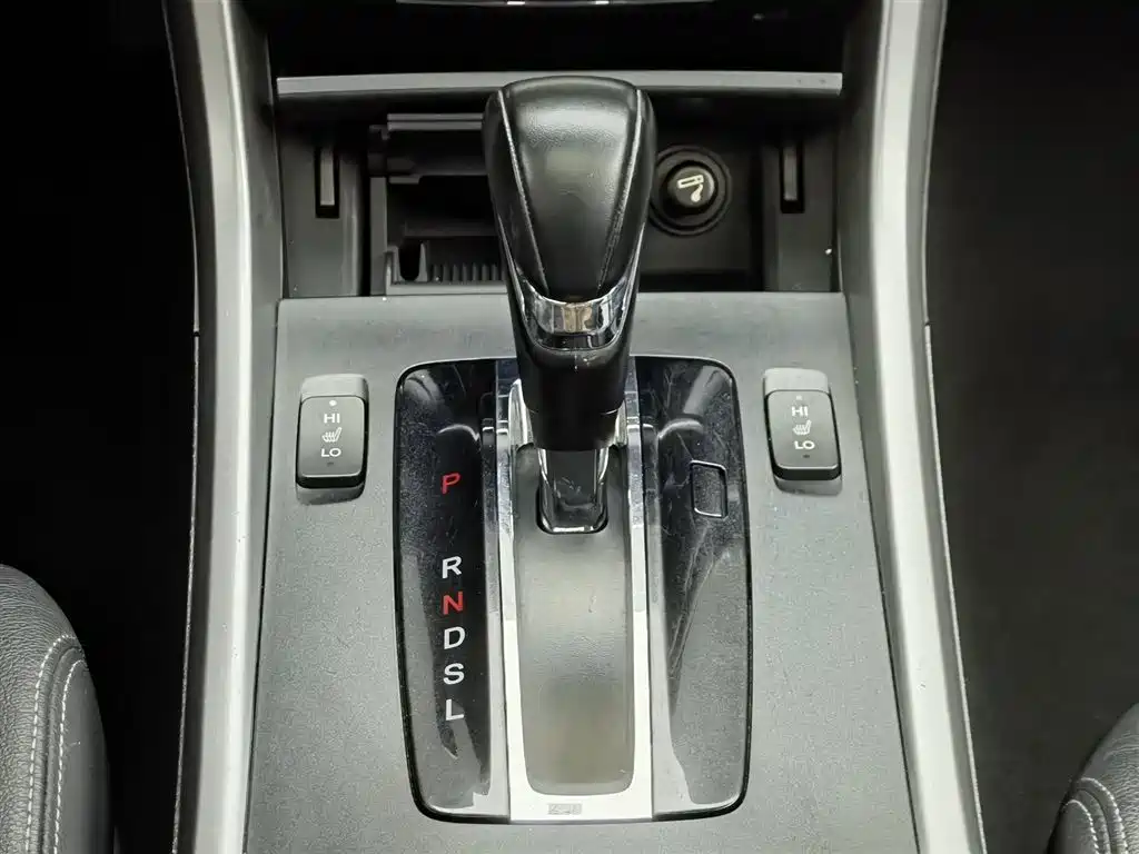 Honda Accord 2014 — фото 13