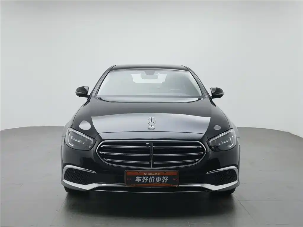 Mercedes-Benz E-Class 2023 — фото 3