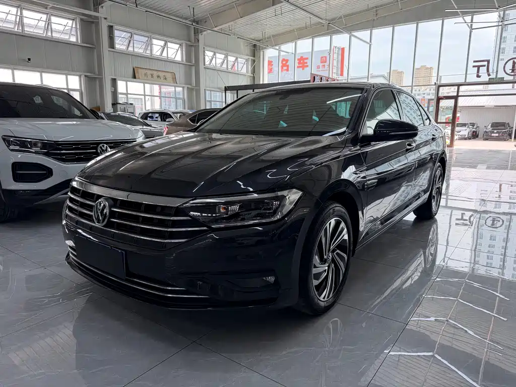 Volkswagen Sagitar 2022