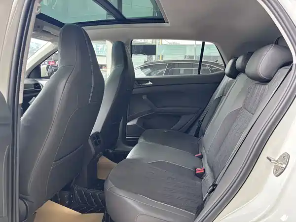 Volkswagen T-Cross 2021