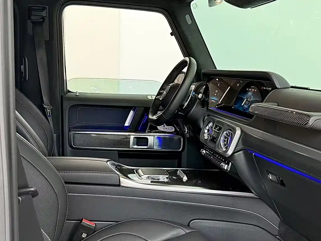 Mercedes-Benz G-Class AMG 2025 — фото 8