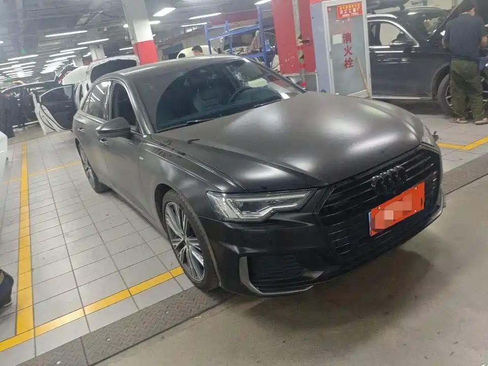 Audi A6L 2021