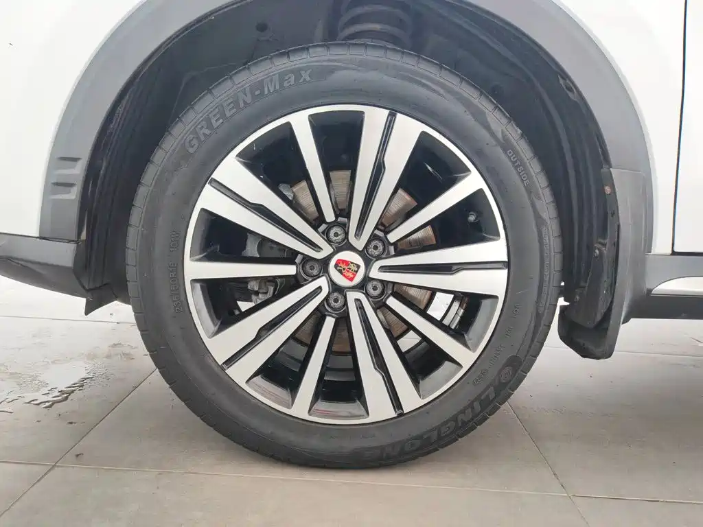 Roewe RX5 2019 — фото 17