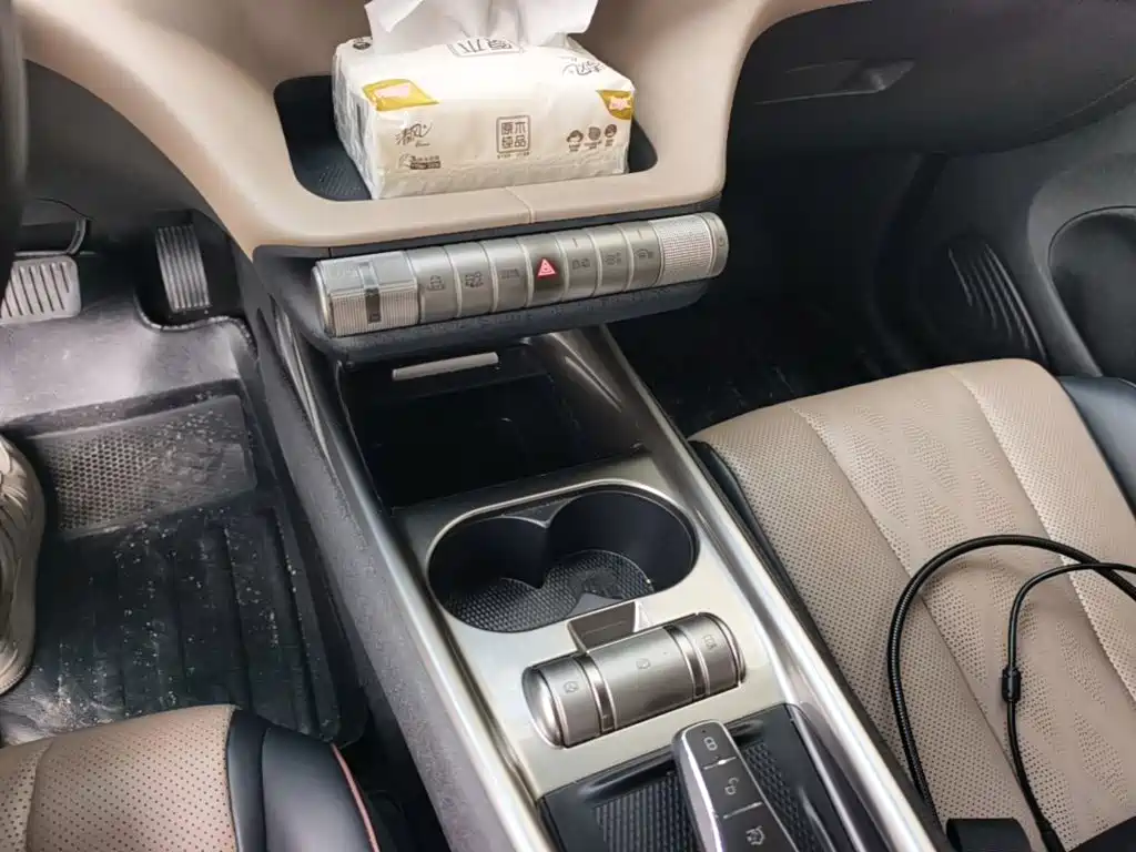 BYD Dolphin 2023 — фото 14