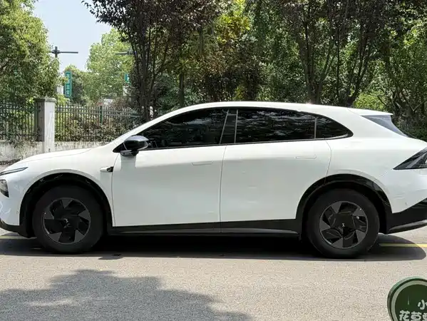 XPeng G7 2025