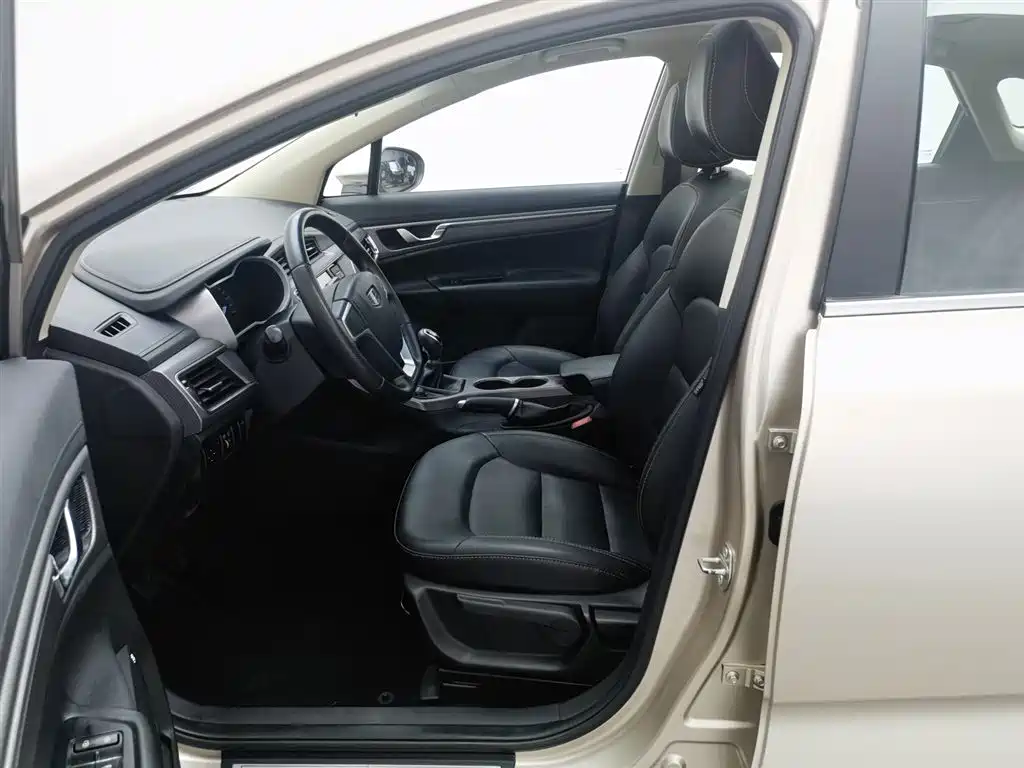 Geely Emgrand GS 2016 — фото 10