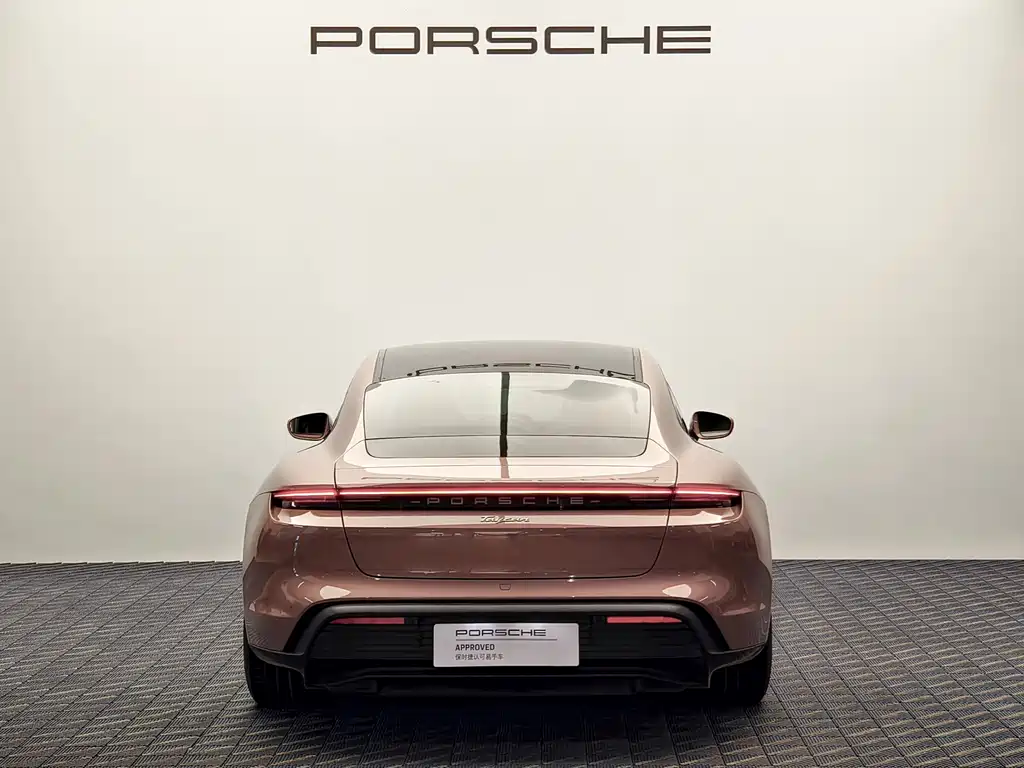 Porsche Taycan 2022 — фото 2