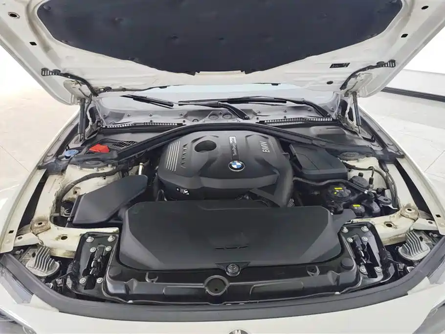 BMW 4 Series 2018 — фото 10
