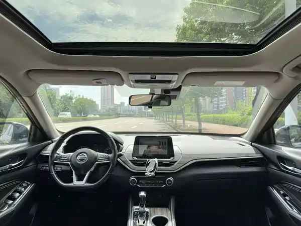 Nissan Teana 2021