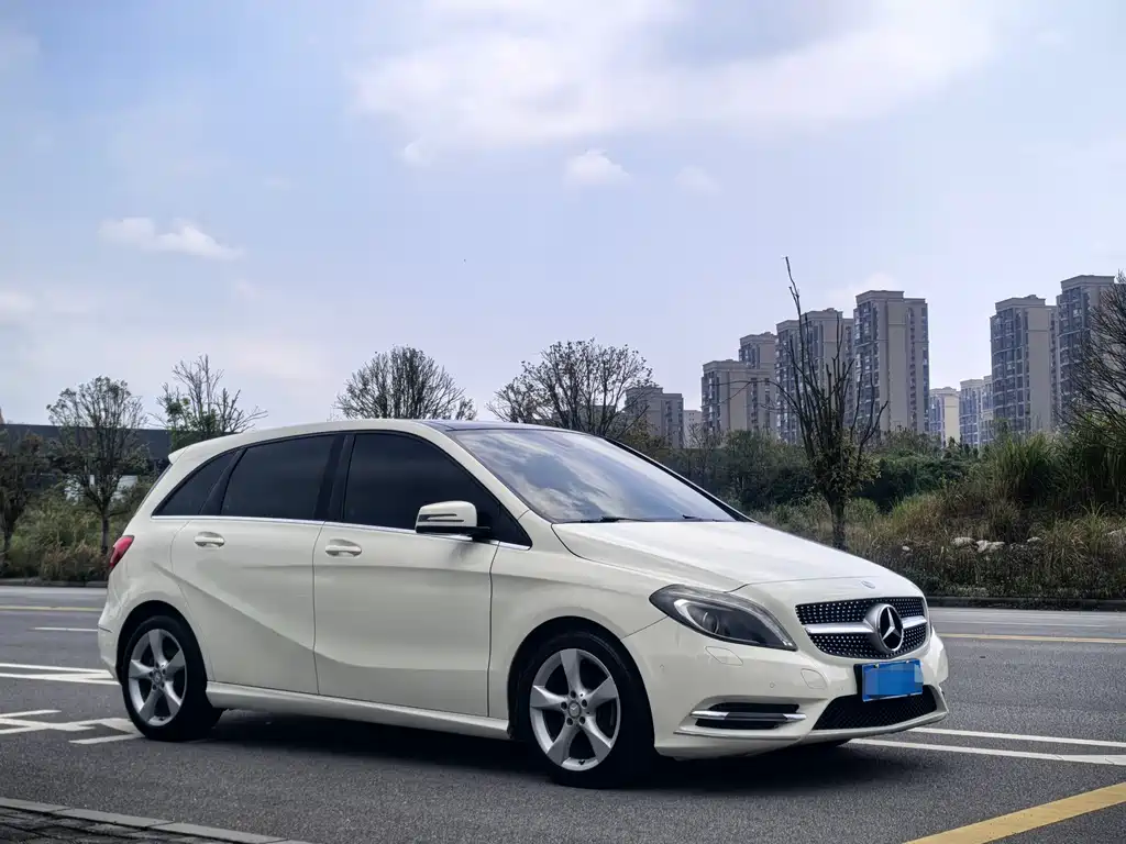 Mercedes-Benz B-Class 2014 — фото 3