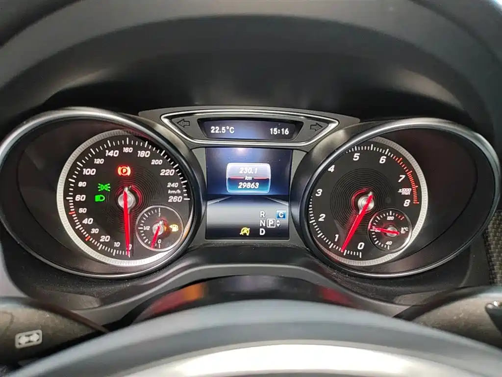 Mercedes-Benz GLA 2018 — фото 8