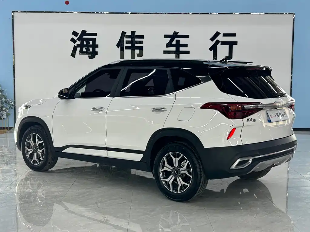 Kia KX3 2023 — фото 12