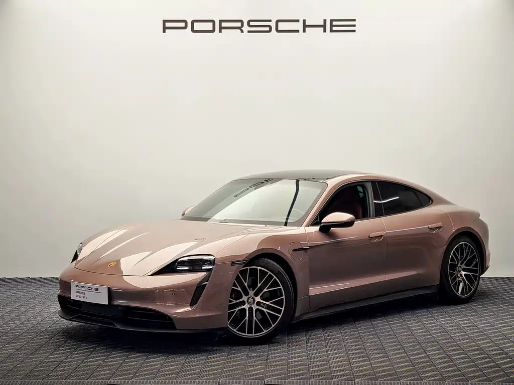 Porsche Taycan 2022 — фото 1