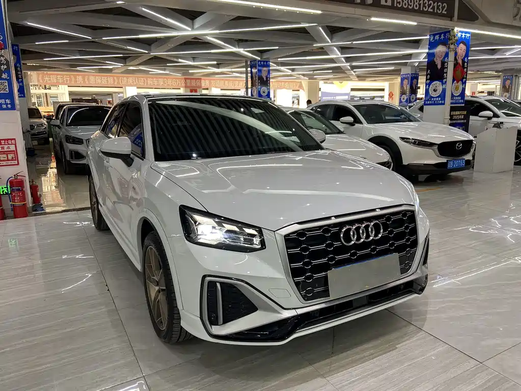 Audi Q2L 2022
