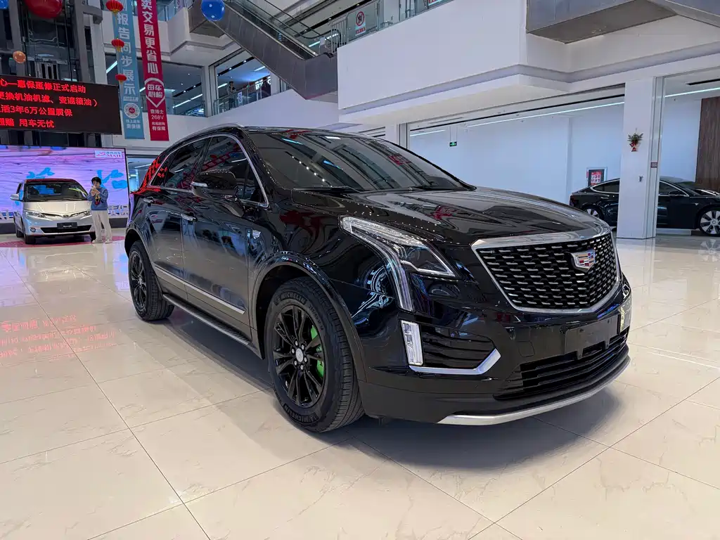 Cadillac XT5 2021 — фото 6