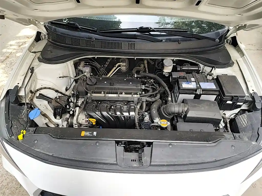 Hyundai Elantra 2021 — фото 20