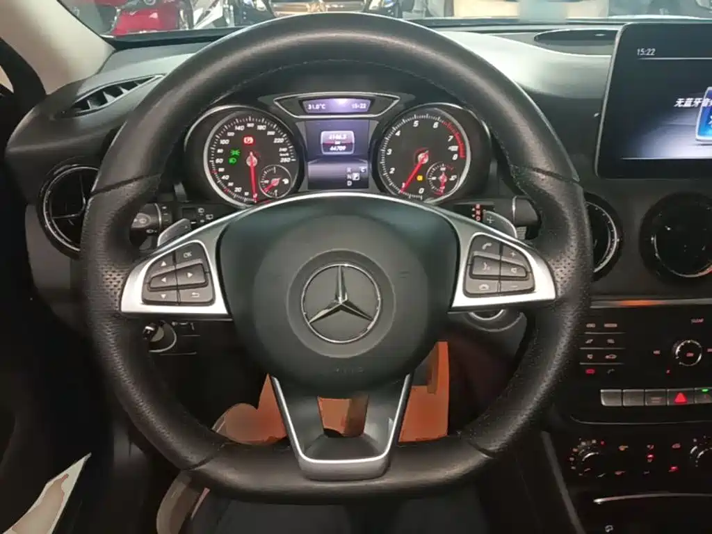 Mercedes-Benz GLA 2019 — фото 11