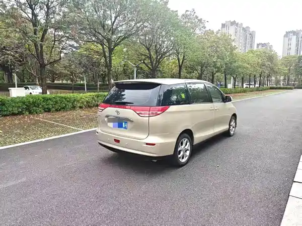 Toyota Previa 2006