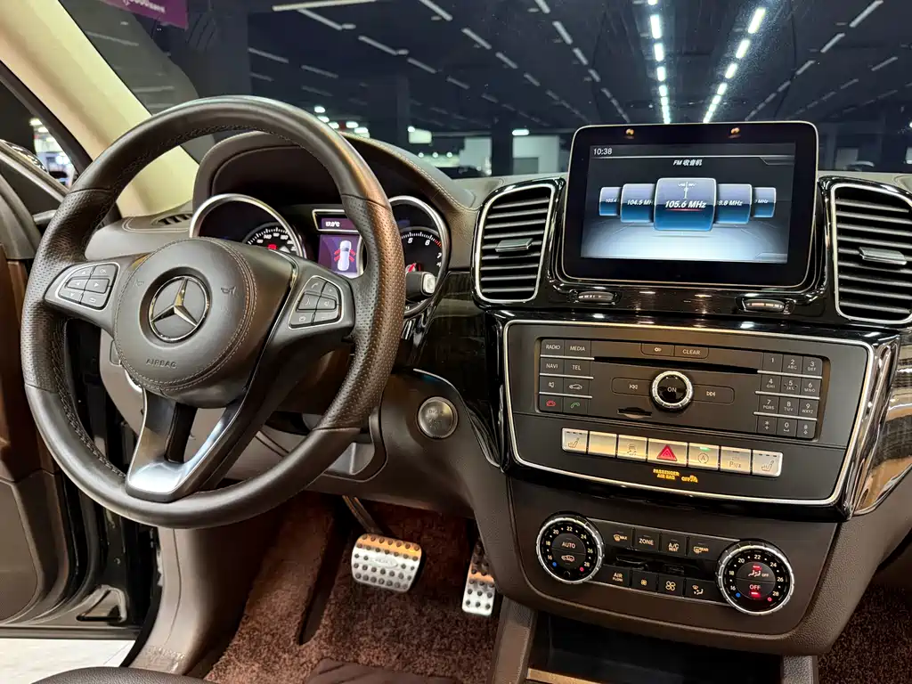 Mercedes-Benz GLS 2019 — фото 17