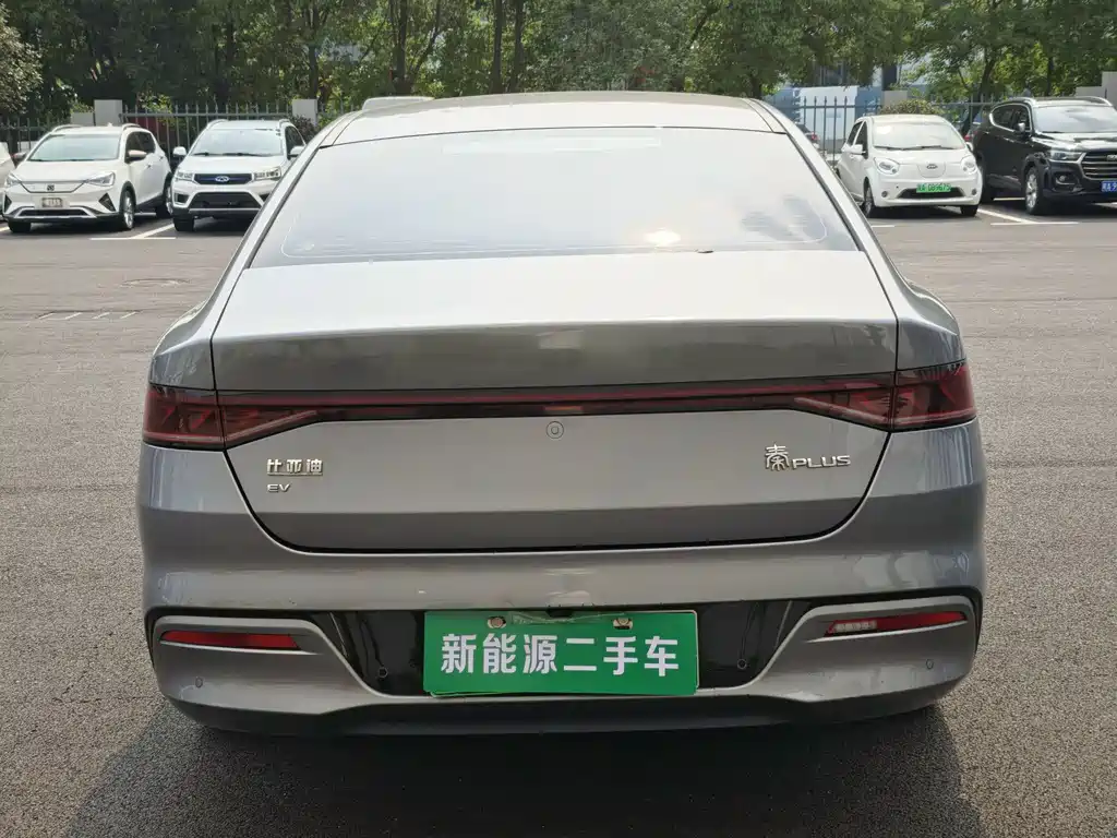 BYD Qin PLUS 2022 — фото 8