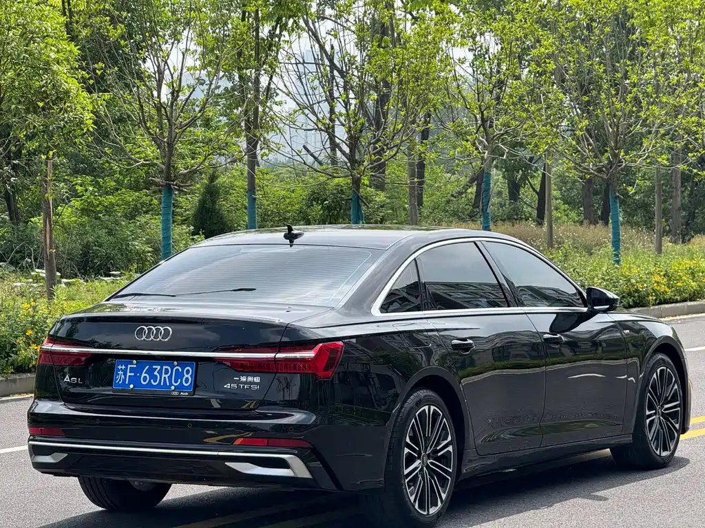 Audi A6L 2023 — фото 8