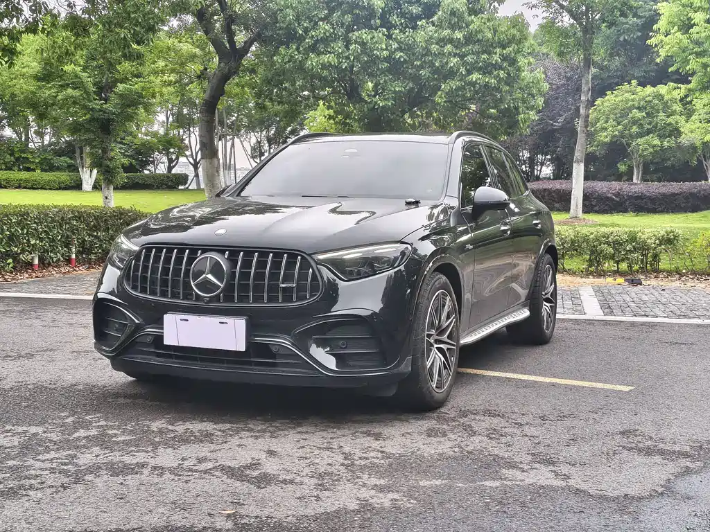 Mercedes-Benz GLC AMG 2024 — фото 1