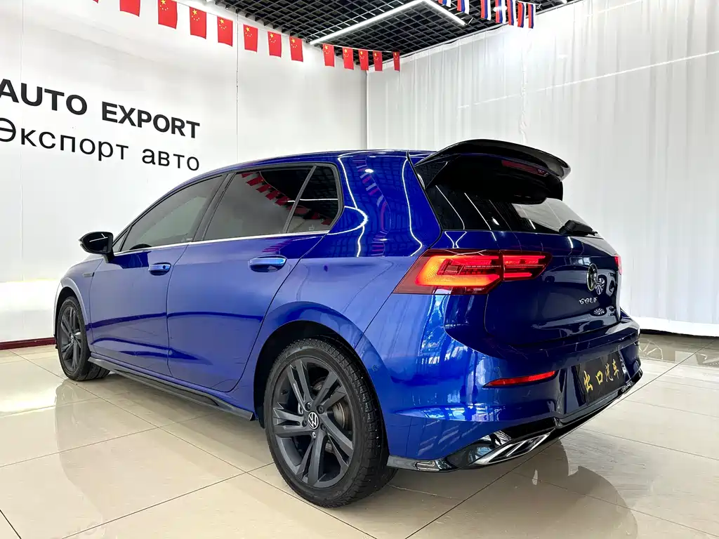 Volkswagen Golf 2021