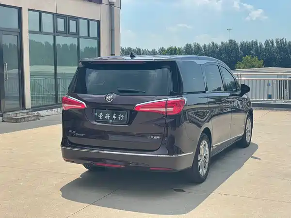 Buick GL8 2019