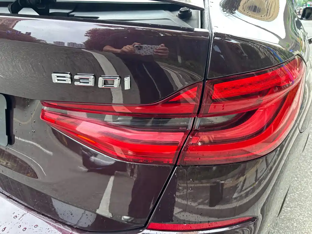 BMW 6 Series GT 2018 — фото 25