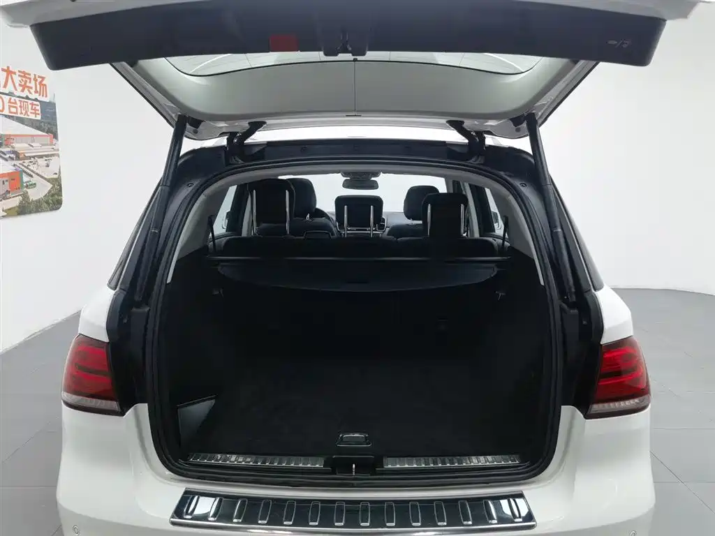 Mercedes-Benz GLE 2016 — фото 16