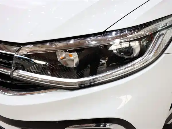 Volkswagen Bora 2023
