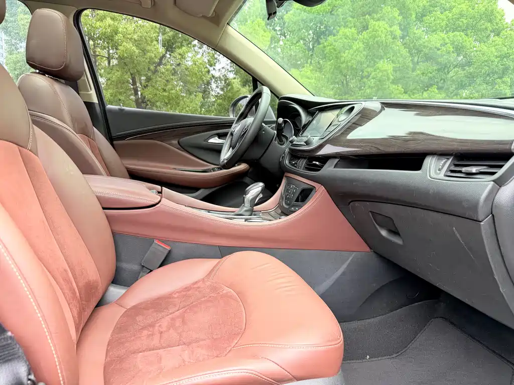 Buick Envision Plus 2017 — фото 13
