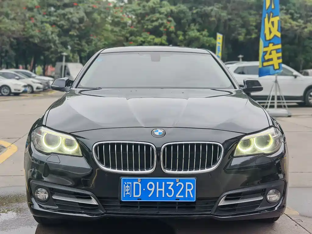 BMW 5 Series 2015 — фото 2