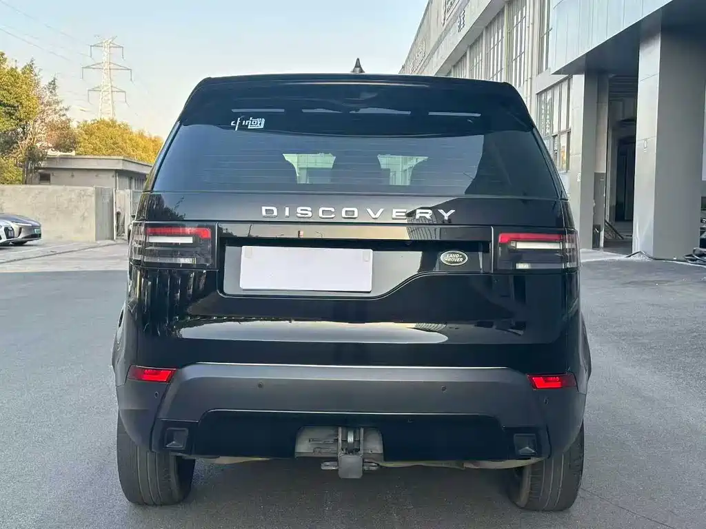 Land Rover Discovery 2018 — фото 8