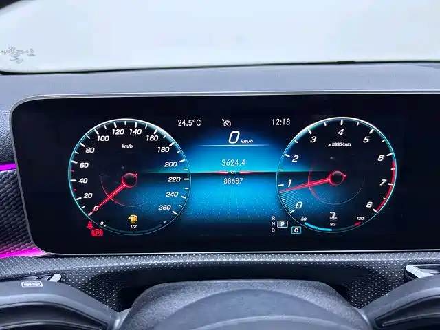 Mercedes-Benz A-Class 2020 — фото 9