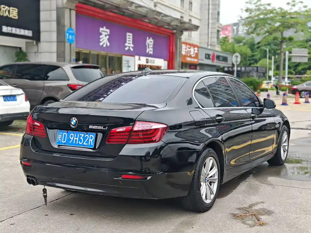 BMW 5 Series 2015 — фото 4