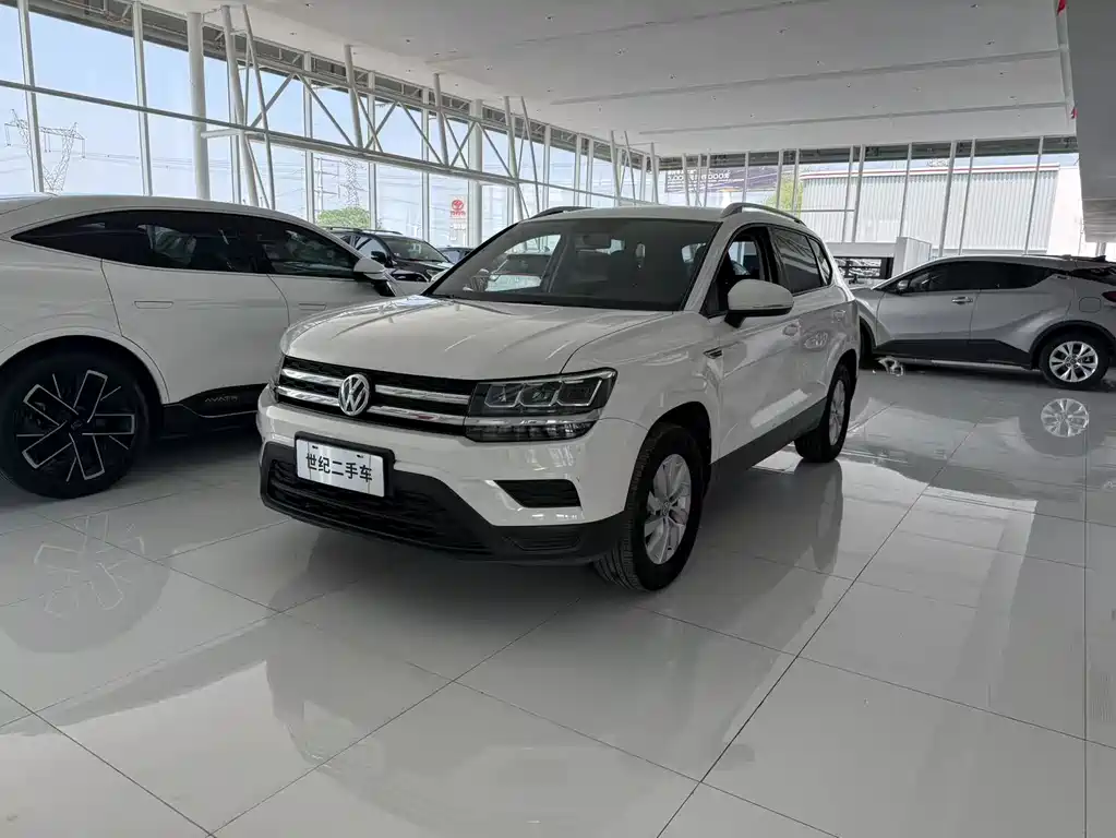 Volkswagen Tharu 2020