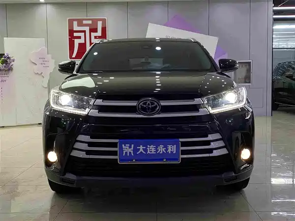 Toyota Highlander 2022