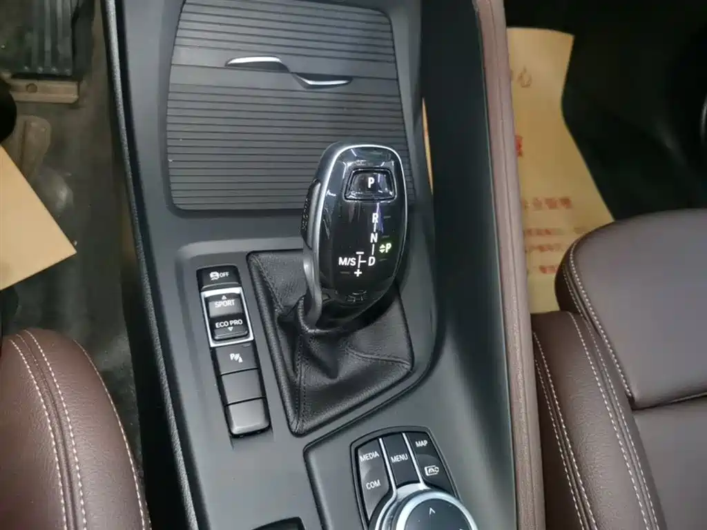 BMW X1 2022 — фото 14