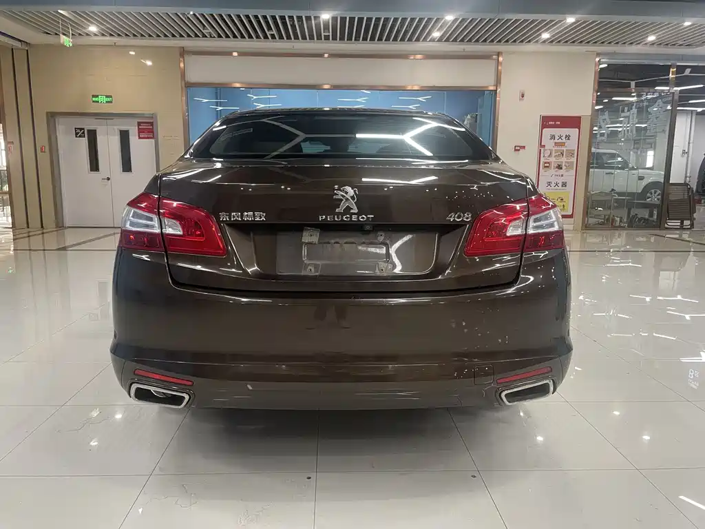 Peugeot 408 2015