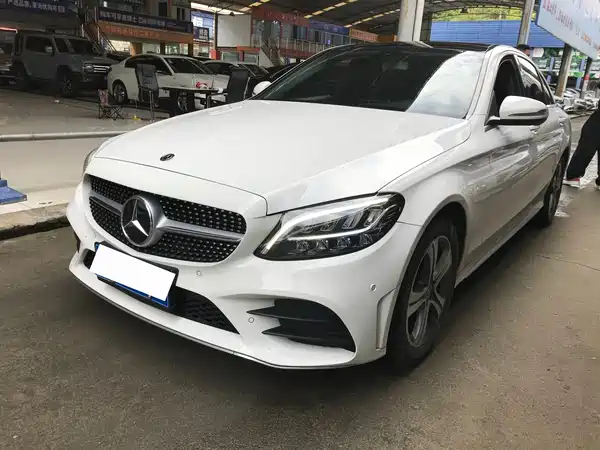 Mercedes-Benz C-Class 2020